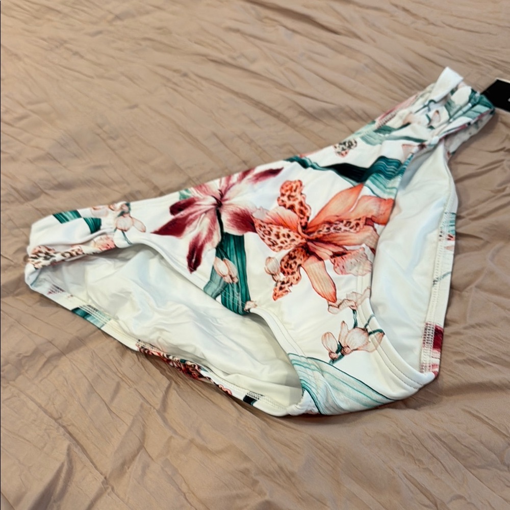 NWT La Blanca Tropical Print Bikini Bottom